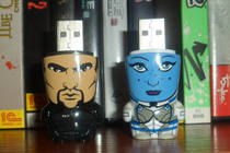 Commander Shepard / Liara MIMOBOT 